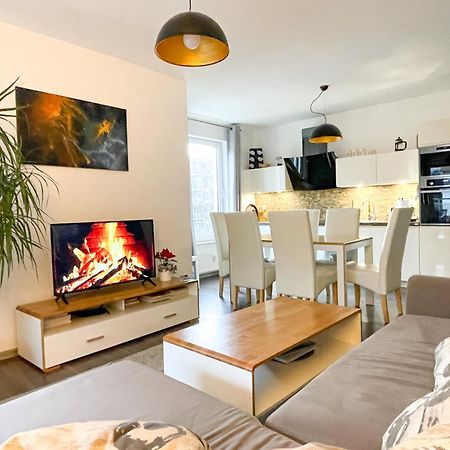 Apartamenty Bryza Kolobrzeg Bagian luar foto